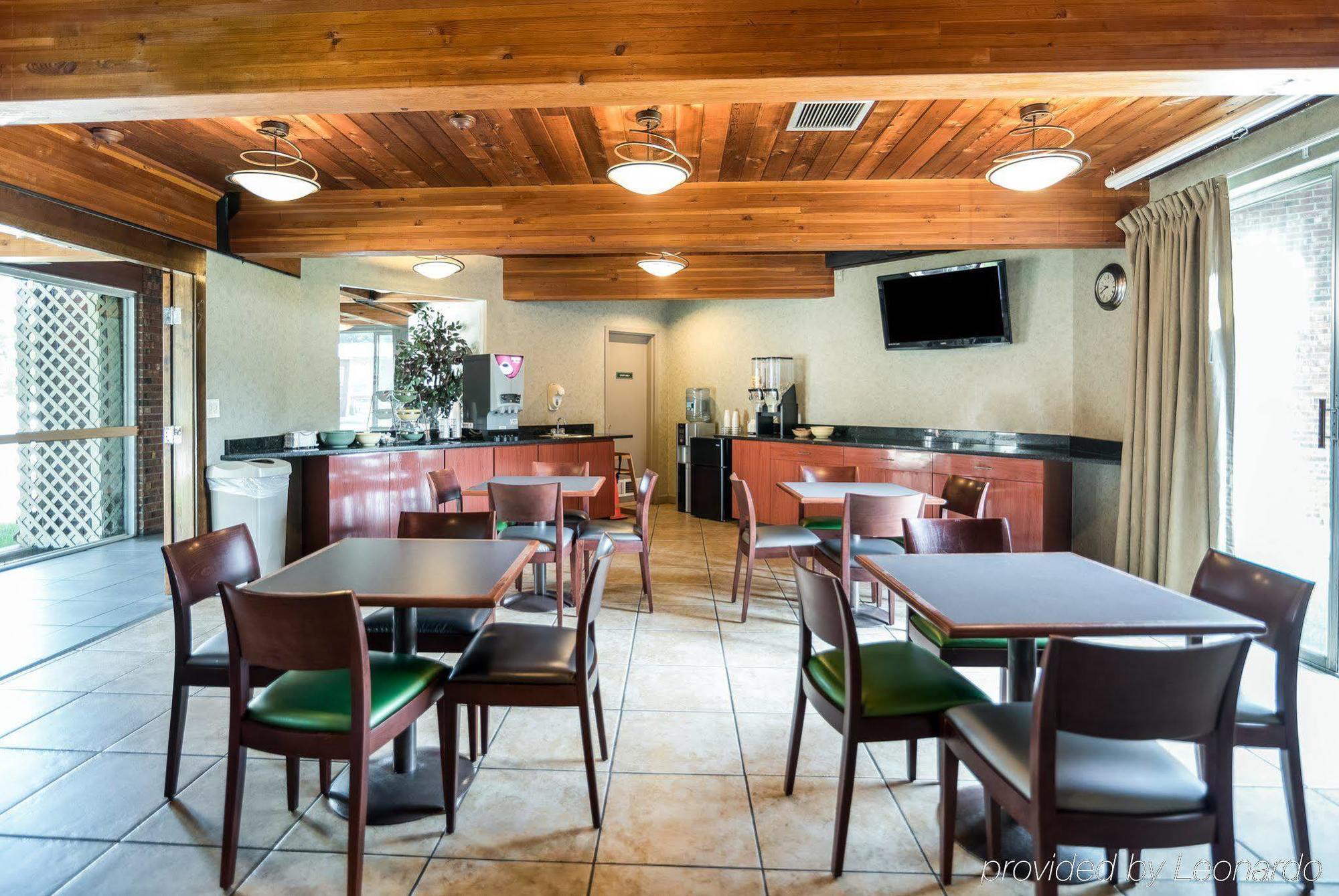 Rodeway Inn Гринфилд Экстерьер фото