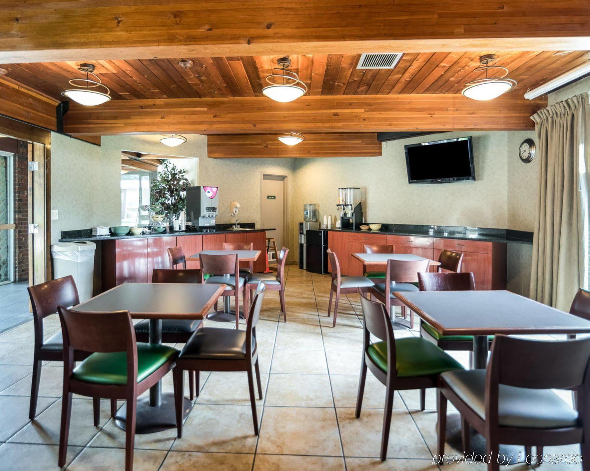 Rodeway Inn Гринфилд Экстерьер фото
