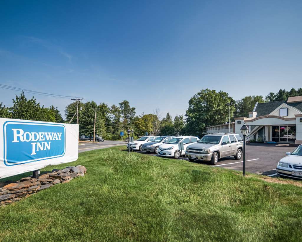 Rodeway Inn Гринфилд Экстерьер фото